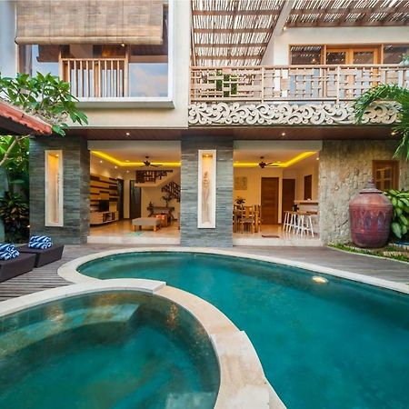 Villa Suzuki 2 Seminyak Luaran gambar