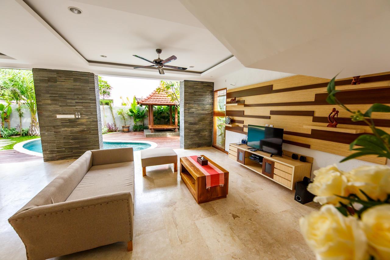 Villa Suzuki 2 Seminyak Luaran gambar