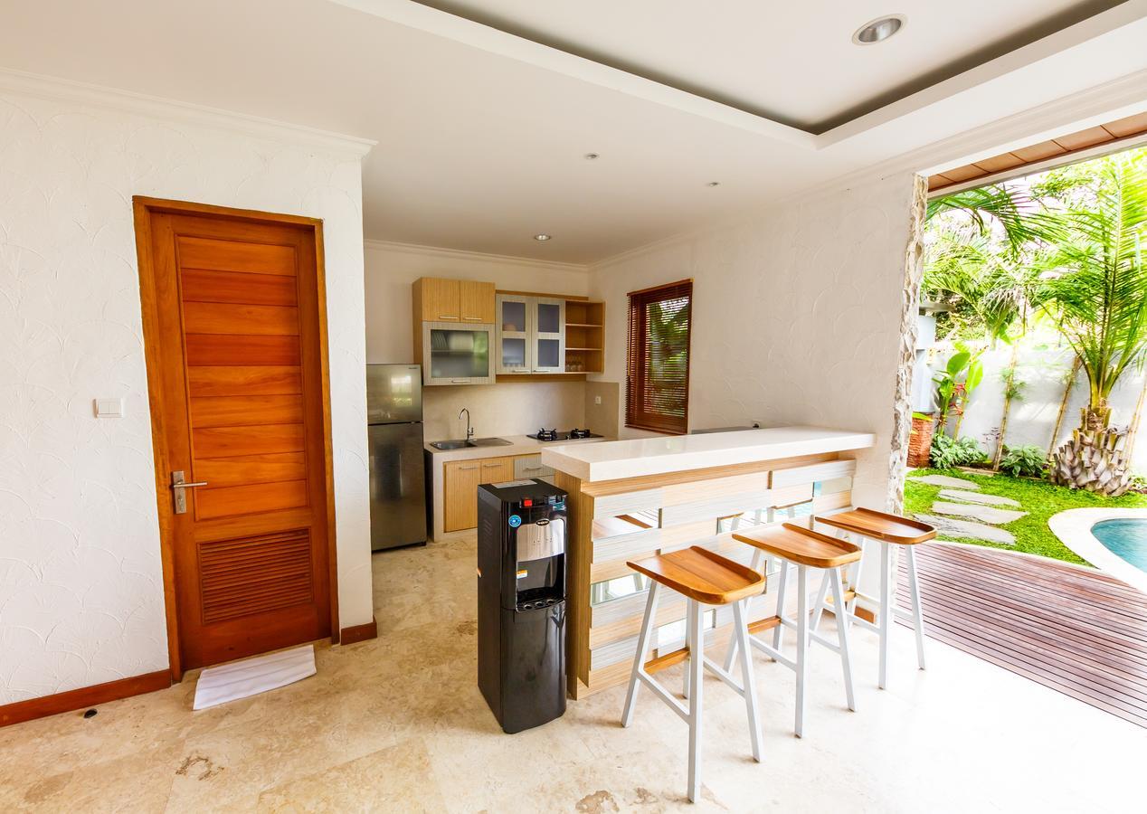 Villa Suzuki 2 Seminyak Luaran gambar