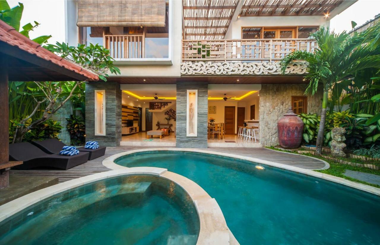 Villa Suzuki 2 Seminyak Luaran gambar