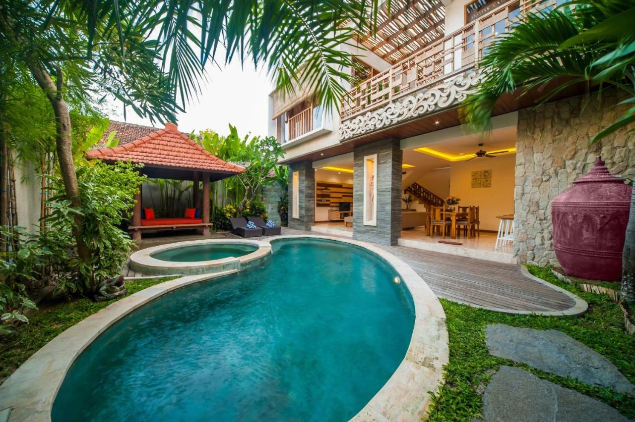 Villa Suzuki 2 Seminyak Luaran gambar