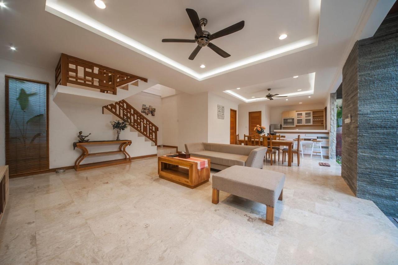 Villa Suzuki 2 Seminyak Luaran gambar